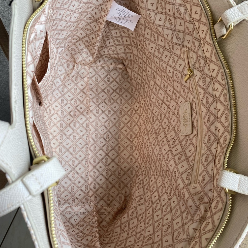 ๐
Vera Handbag/Shoulder Bag - Tote ๐
- Picture 7 of 12